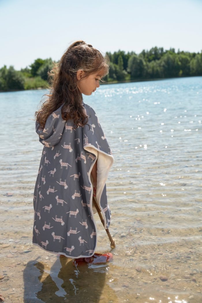 Lassig - Beach Poncho - Tiger Grey - 1-3 jaar